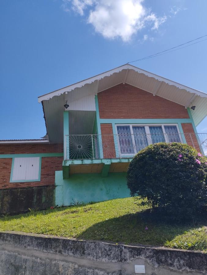 Casa Aconchegante Na Serra Кампус-ду-Жордау Экстерьер фото